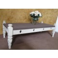 A STUNNING TRENDY CHABBY CHIC HEAVY & LARGE COFFEE TABLE FINISHED IN A ROYAL IVORY CHALK PAINT