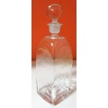 A VERY STYLISH VINTAGE DECANTER PERFECT TO SERVE GUESTS IN STYLE