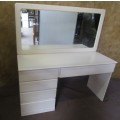 A LARGE CRISP WHITE VINTAGE DRESSING TABLE WITH FOUR LARGE DRAWES IN PERFECT CONDITION