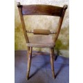 A EXQUISITE ANTIQUE SOLLID WOOD CHAIR IN GOOD CONDITION