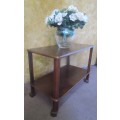 A MAGNIFICENT VINTAGE SERVING TROLLEY ON CASTERS STUNNING PIECE OF FURNITURE