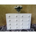A MARVELOUS 8 DRAWER - CHEST OF DRAWER FINISHED IN A CHALK PAINT