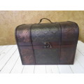 A GORGEOUS DETAILED TRUNK PERFECT TO USE ANY WERE IN THE HOUSE TO STORE ANYTHING