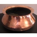 For sale this very large antique copper pot. Not very often available in this size! 41cm diameter