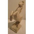 A Marvelous Vintage Wild Mustang Horse Figurine Statue Stunning Home Decor
