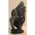 A STUNNING STONE CARVED EAGLE WITH BEAUTIFUL DETAIL - STUNNING HOME DECOR