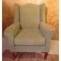 A VERY COMFORTABLE WINGBACK CHAIR WITH QUEEN ANN LEGS IN GOOD CONDITION - 2 AVAILABLE