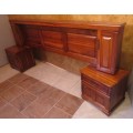 AN ABSOLUTELY EXQUISITE KIAAT DOUBLE TO KING SIZE HEADBOARD WITH TWO PEDESTALS