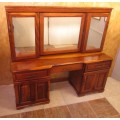 A ELGANT AND STYLISH KIAAT DRESSING TABLE WITH A STOEL - IN EXCELLENT CONDITION