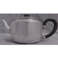 AN AMAZING SMALL TEA POT VERY USEABLE WITH THE TREND OF GAS STOVES
