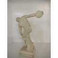 Carved Resin Stone Sculpture Discobolo Greek Olympian Athlete Statue Discus Thrower Discobolos Class