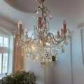Elegant & Stylish 6 Bulb Crystal Chandelier