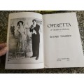 OPERETTA A THEATRICAL HISTORY RICHARD TRAUBNER ( opera music )