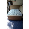 ROYAL  Queen BED AND BASE 20Y WINDSOR BEDDING