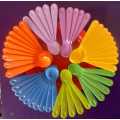 Plastic kiddie spoons x 50 (10 x 5 colours per packet)