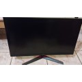 !! 32 INCH  LG ULTRAGEAR CRACKED SCREEN - FOR PARTS/REPAIR !!