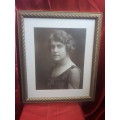 Stunning Early 1900`s Portrait (Photo) of a Lady In Gold Gilt Frame