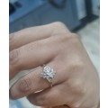 Beautiful 9ct Cluster Ring