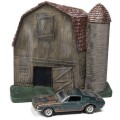 Johnny Lightning Diecast Model Car Barn Finds Ford Mustang GT Fastback 1968 + Resin barn diorama1/64
