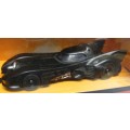 JADA Diecast Model Car Batman Batmobile + Figurine Movie Film TV 1/32 scale new in pack