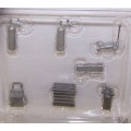 American Diorama Model Accessory Set Garage Workshop Creeper Trolley Jack Compressor Charger 1/64 sc