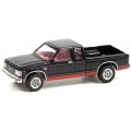 Greenlight Diecast Model Car Vintage Ad Chevy Chevrolet S 10 S10 Maxi Cab Pickup 1983 1/64 scale new