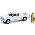 Greenlight Diecast Model Car Hobby Shop GMC Sonora ST Pickup 1991 + Gas Pump Accessory `Pennzoil`