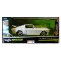Maisto Diecast Model Car 31094 Design Muscle Ford Mustang GT 1967 1/24 scale
