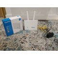 Huawei B315 LTE Router + Accessories