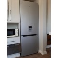 KIC 314 l Bottom Fridge/Freezer with Water Dispenser (Scratch on front, see picture)