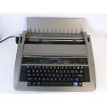 Vintage Panasonic KX-R520 Electronic Typewriter 1989 - Dual Voltage 100V/220V - Accu-Spell - 100%