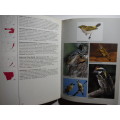 Ian Sinclair`s Field Guide to The Birds of Southern Africa - Hardcover - 1987 Second Edition