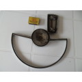Steering wheel hooter rim and badge for old car postage R60