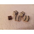 HO SCALE PALLETS WITH LOADS