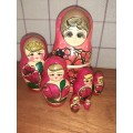 Russian Dolls / Nesting dolls - set of 7