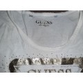 White Branded Guess T-shirt - Size L