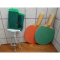 2 x Table Tennis Bats & Table Tennis Net