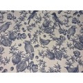 Delft Blue Bird Detail Fabric per meter