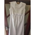 Beautiful Vintage Dress / Vintage Wedding Dress - Size Small