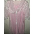 Beautiful Vintage Nighty / Night Gown - Size M