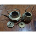 2 x Miniature Brass Lided kettles - See pictures
