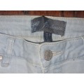 Beautiful Denim Jeans - Size S - US 6