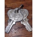 2 x Small Vintage Keys - 4.5cm each