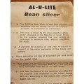 Vintage Bean slicer / boontjiekerwer in original box with instructions