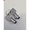 2 x Vintage Keys - 3cm each