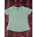 Woolworths Green T-shirt - Size M