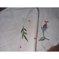 9 x Vintage Embroidered Fabric Napkins / Serviettes