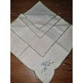 4 x Vintage Embroidered Fabric Napkins / Serviettes - Never used