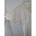 Beautiful Vintage Wedding Dress with lace sleeves - Size M