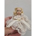 Small Porcelain doll - 7cm
